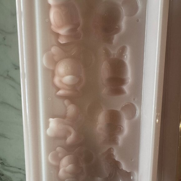 VINTAGE RARE DISNEY JAPAN LUSTROWARE 3D ICE TRAY MADE IN JAPAN - Picture 6 of 9